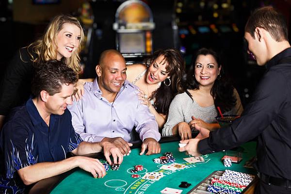 Explore Dynamic Baccarat Rooms across the best online casino sites Singapore